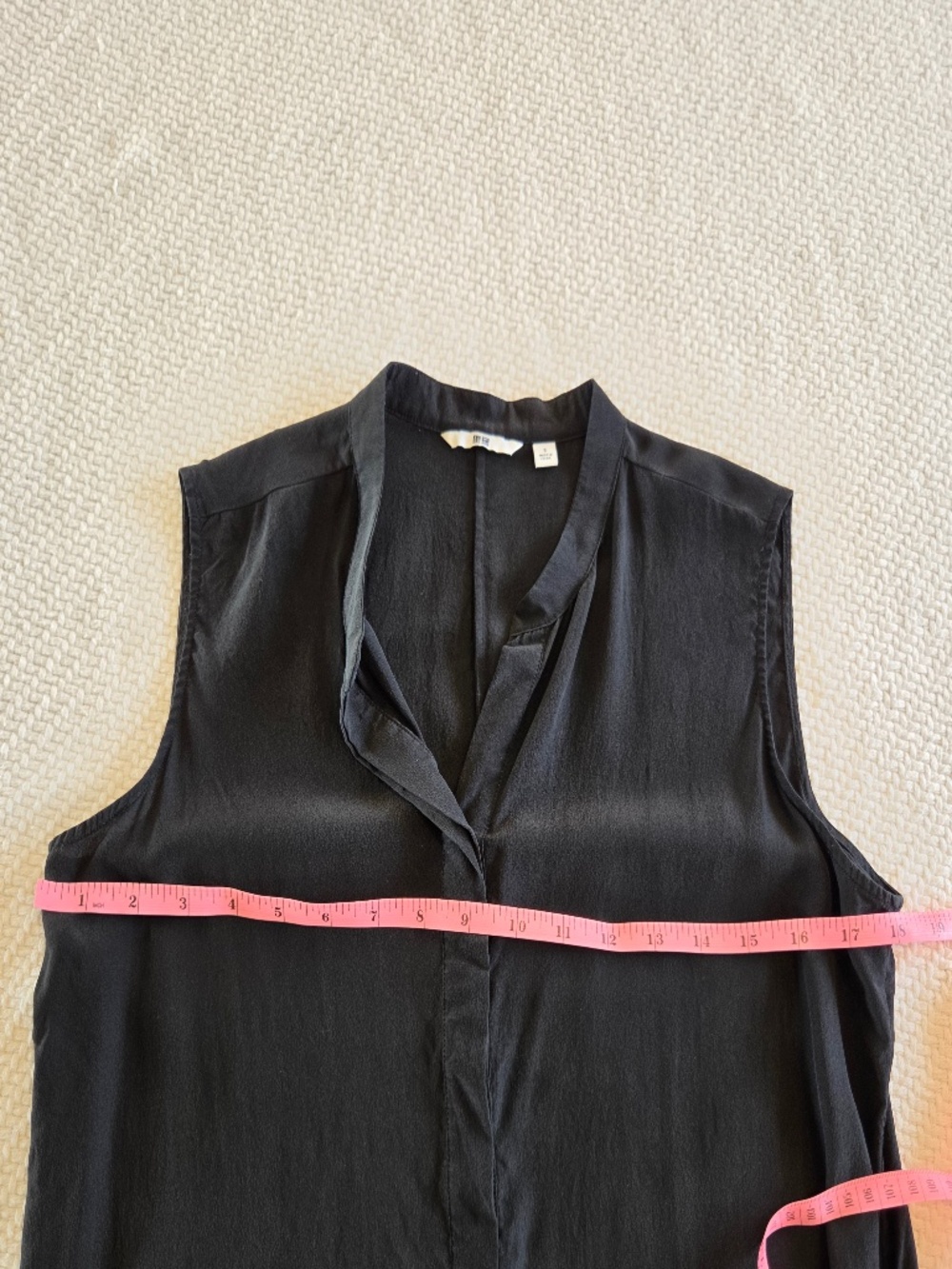 Uniqlo 100% silk knee length dress black S sleeveless summer corporate girlie - Picture 6 of 8